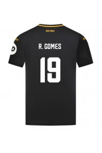 Wolves Rodrigo Gomes #19 Voetbaltruitje Uit tenue 2024-25 Korte Mouw